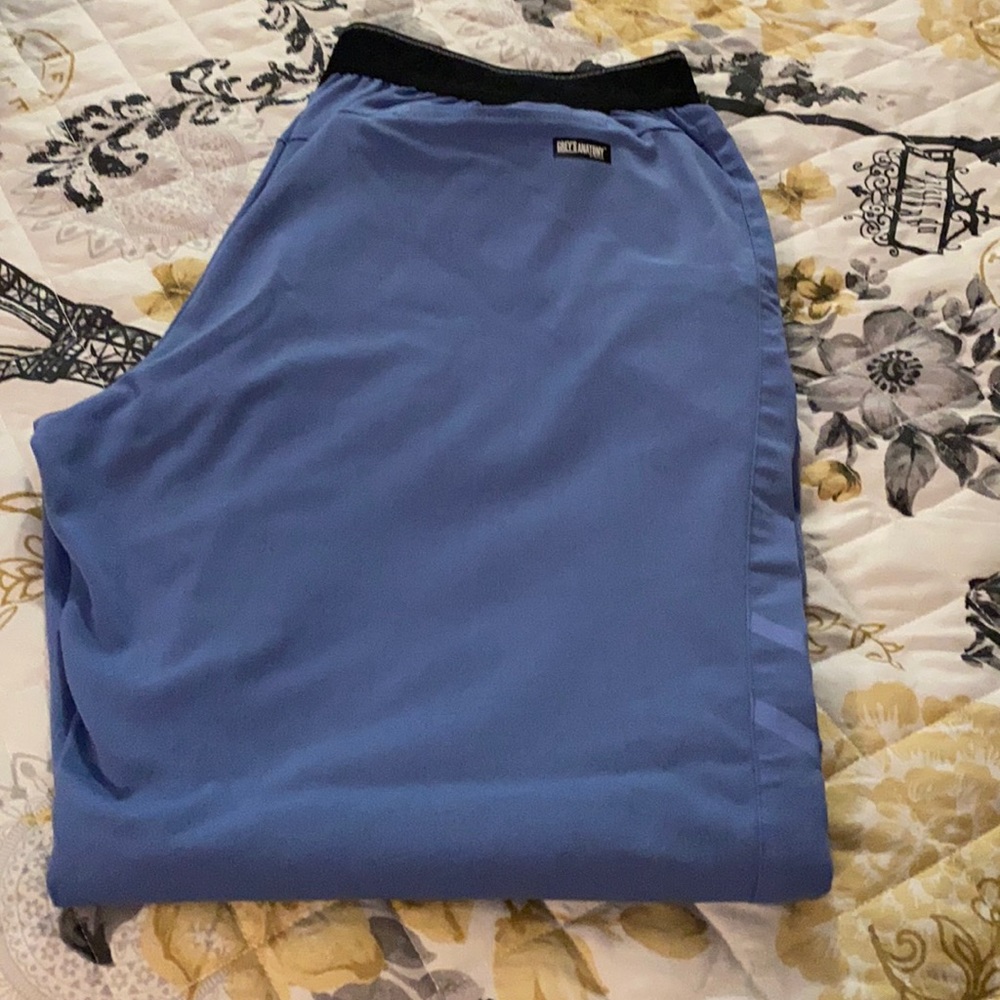 Grey’s Anatomy scrub pants